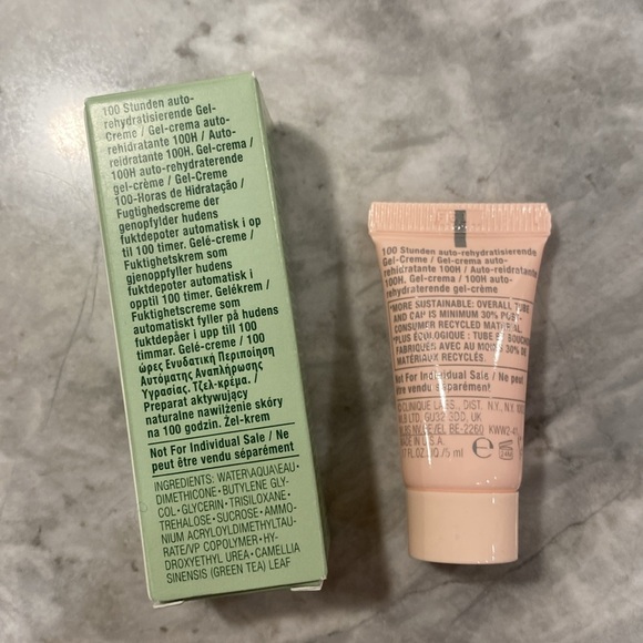 CLINIQUE moisture surge 100h auto-replenishing hydrator - Picture 5 of 5